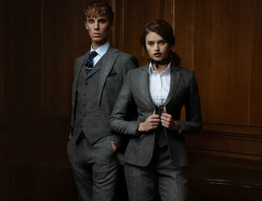Dark academia aesthetic outfit featuring tweed blazer, turtleneck, and pleated skirt with vintage books background