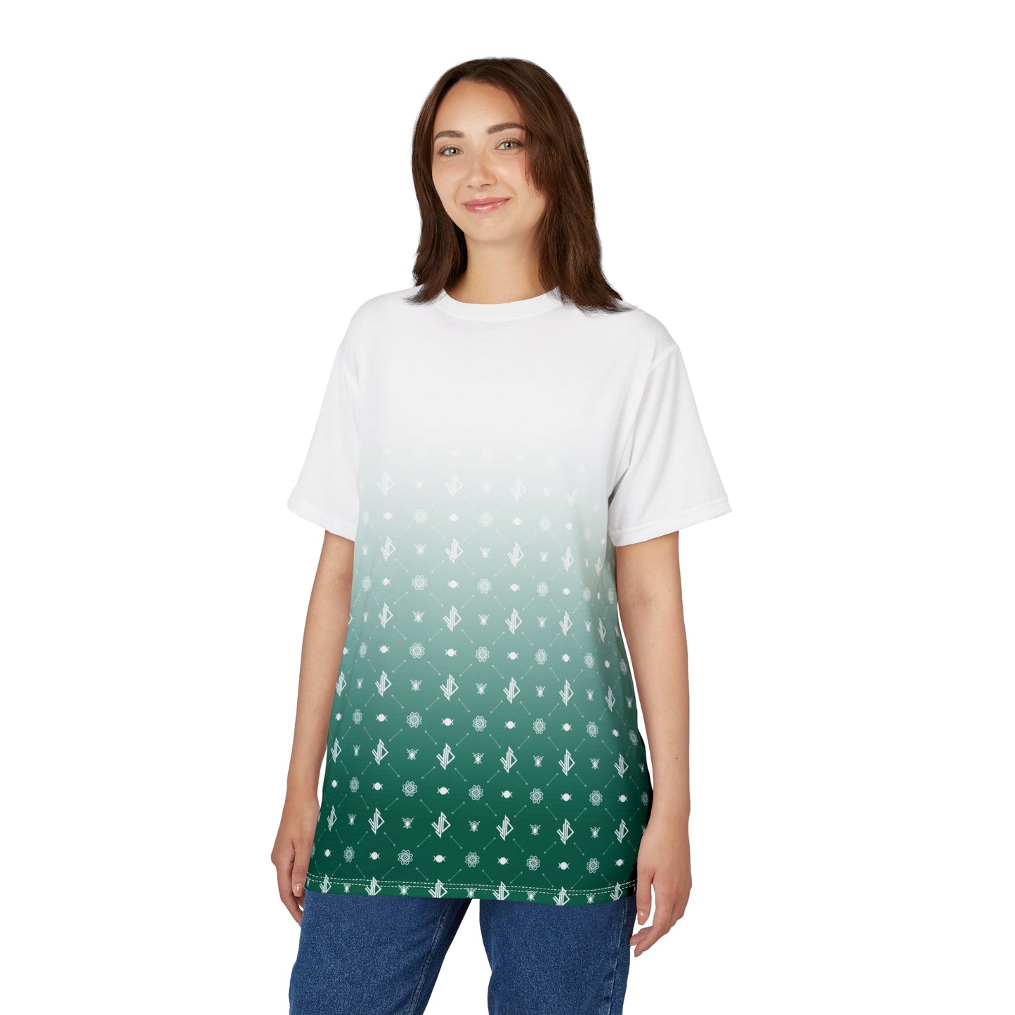 Stylish Unisex Green Gradient Tee with Nature-Inspired Design